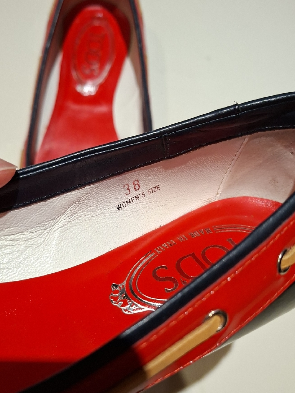 Tod's Navy, Red & White Patent Leather Driving Loafers w/ Bow Detail (EU 38) - Picture 4 of 8